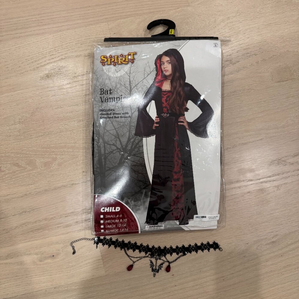 Spirit Halloween Bat Vampiress and Choker Necklace Girls Medium 8-10